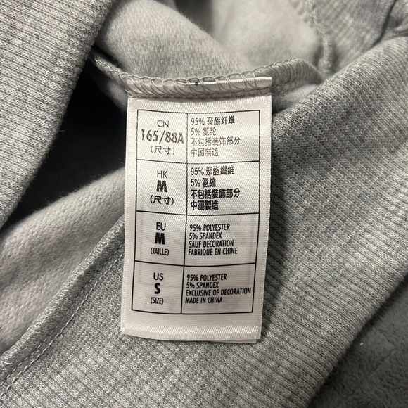 NWT Walt Disney World Hoodie, Hooded Sweatshirt, Disney Parks, WDW, Size S - Picture 8 of 10